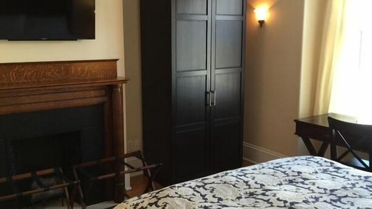 Photo of Bedroom in Downtown Ottawa