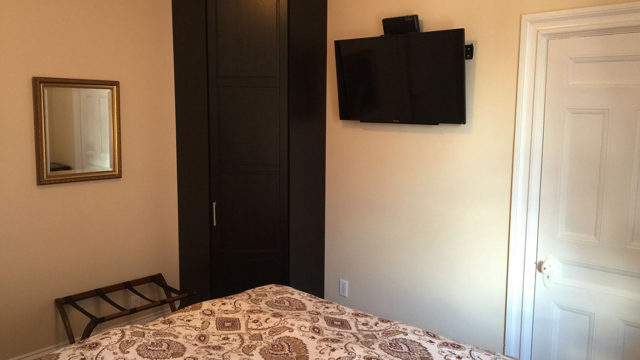Photo of Bedroom in Downtown Ottawa
