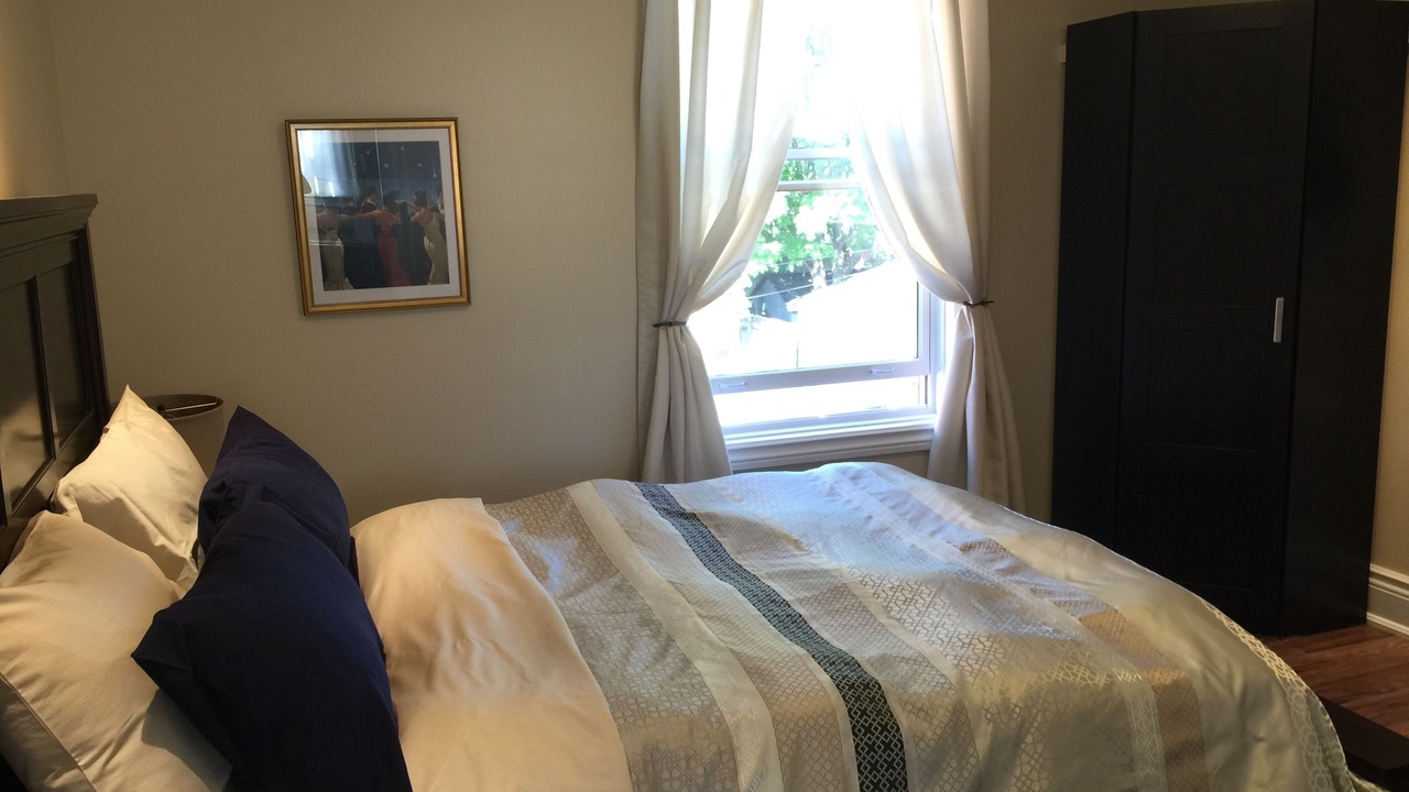 Photo of Bedroom in Downtown Ottawa