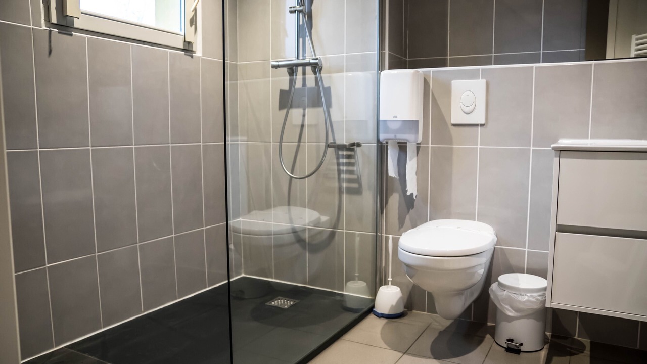 Photo of Bathroom in Castelnaudary