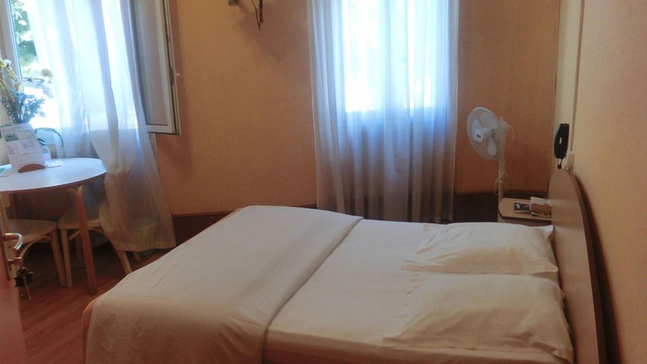 Photo of Bedroom in Albi