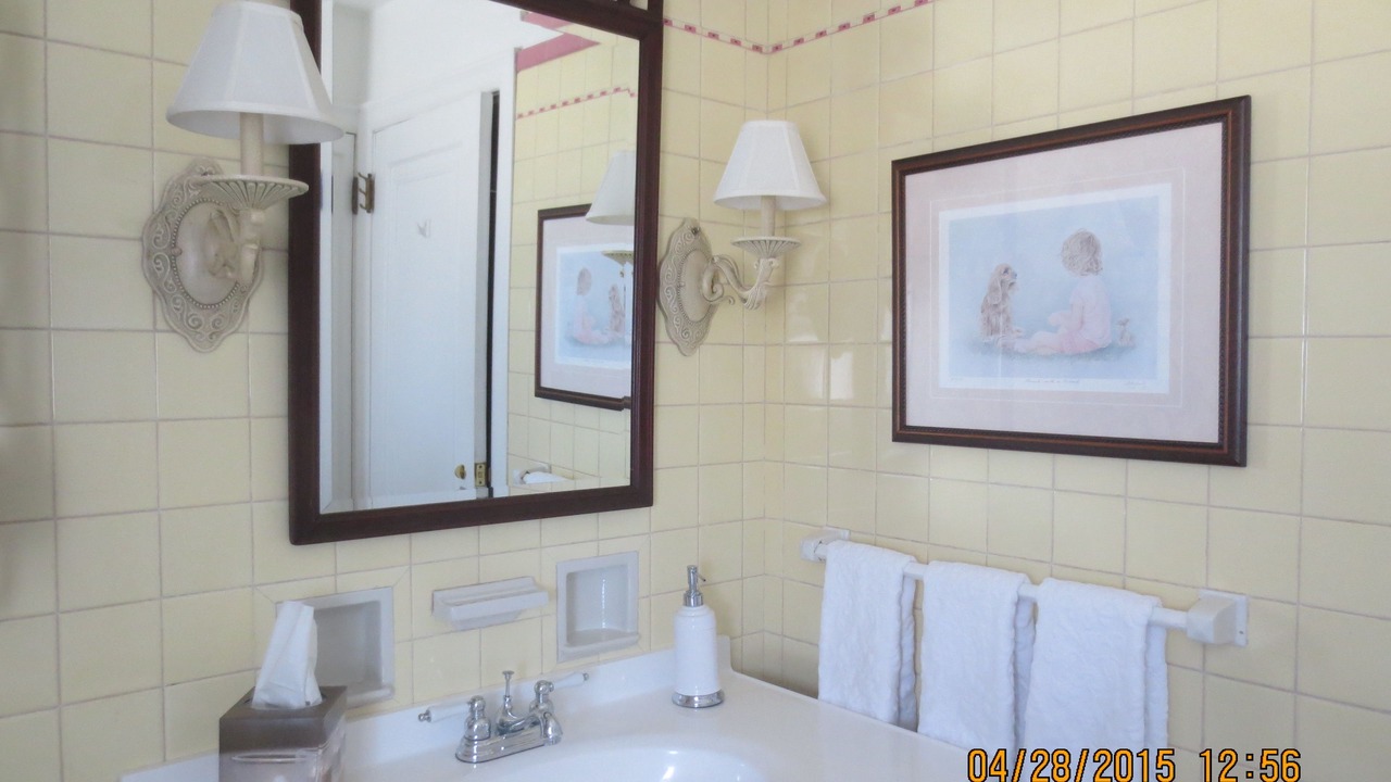 Photo of Bathroom in Thorold