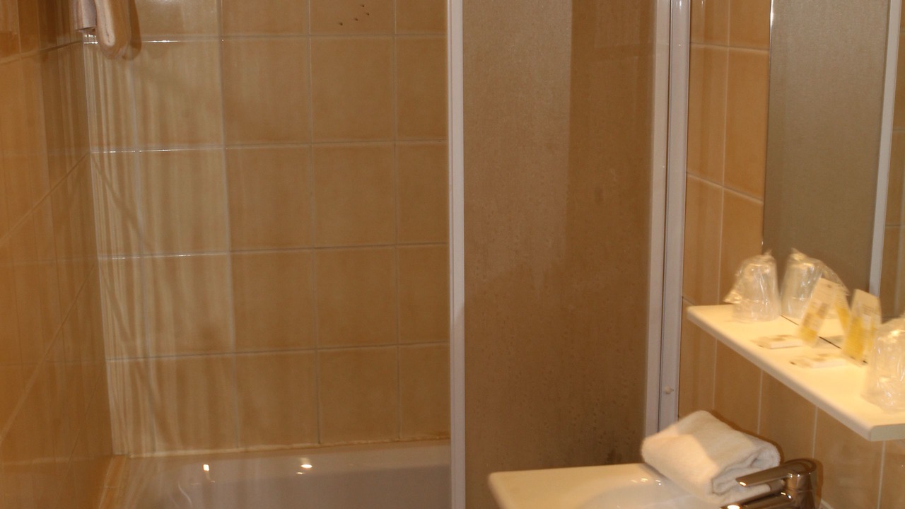 Photo of Bathroom in Deauville City Centre