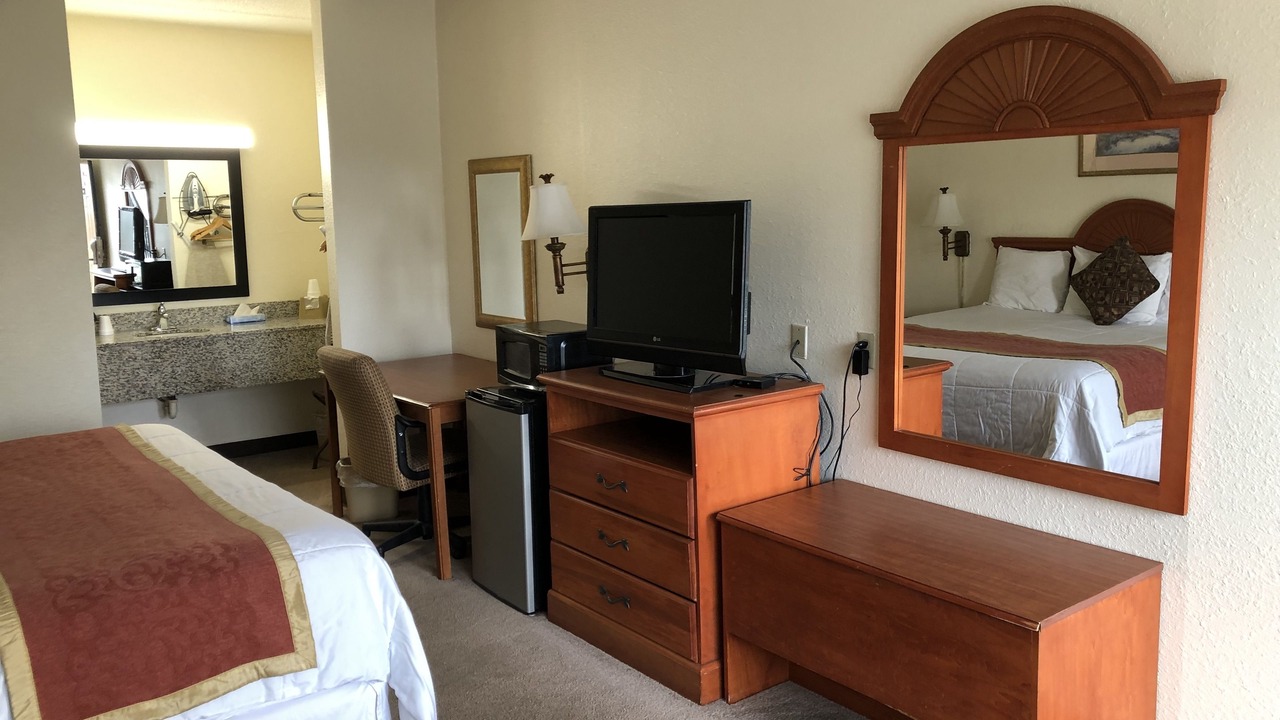 Photo of Bedroom in Lugoff