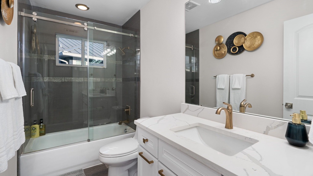 Photo of Bathroom in Kingsland