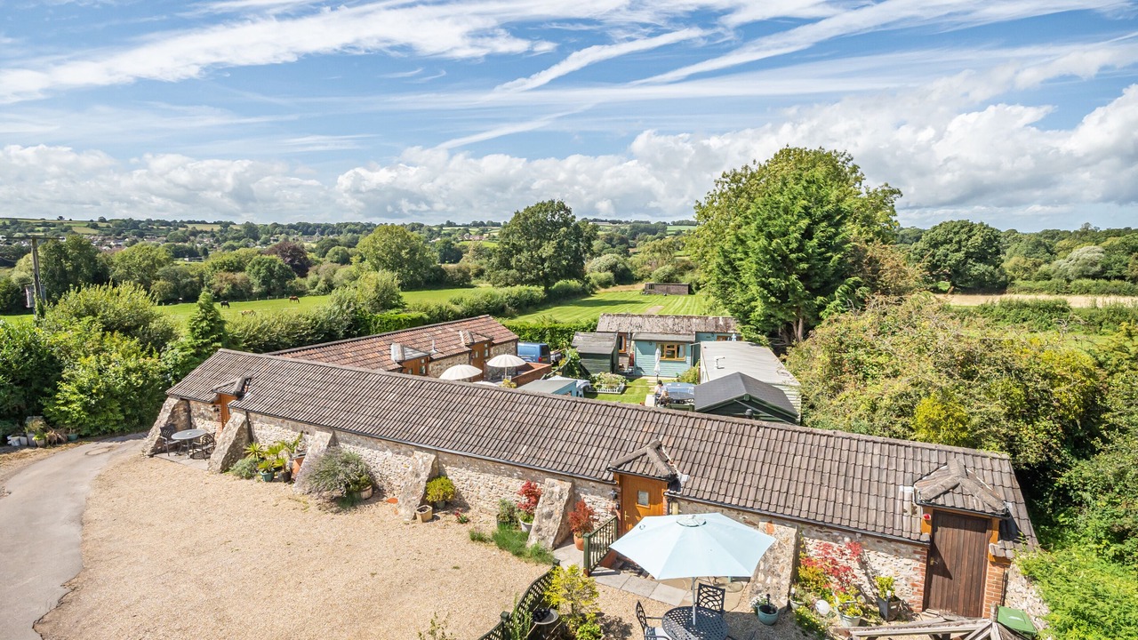 Photo of Outdoor in Chard