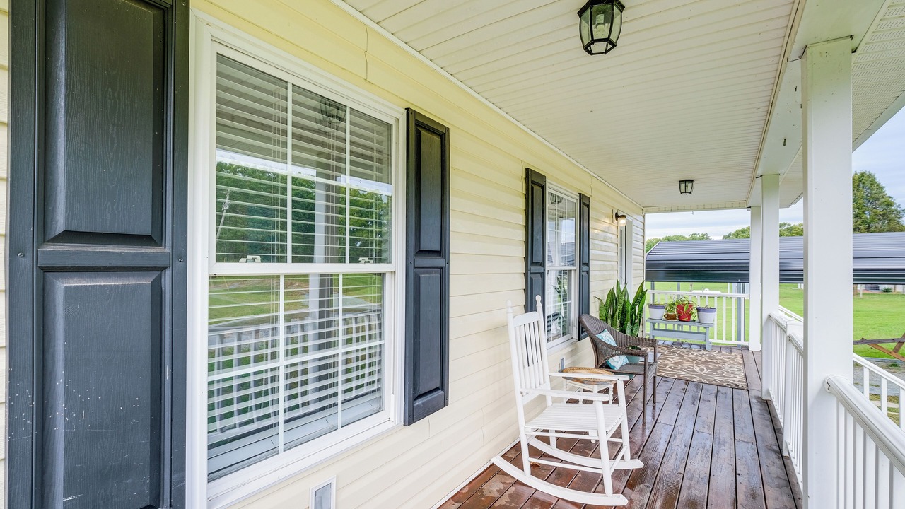 Photo of Patio Balcony in Redwood