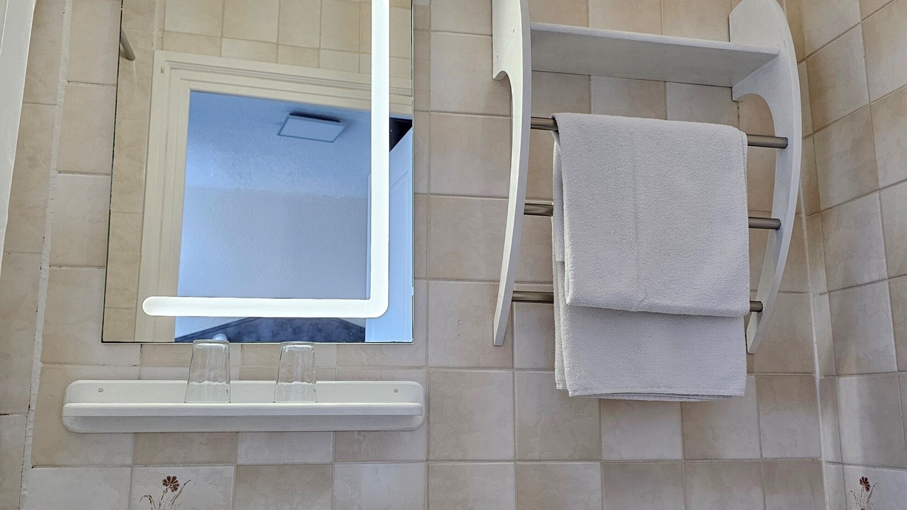 Photo of Bathroom in Etaples