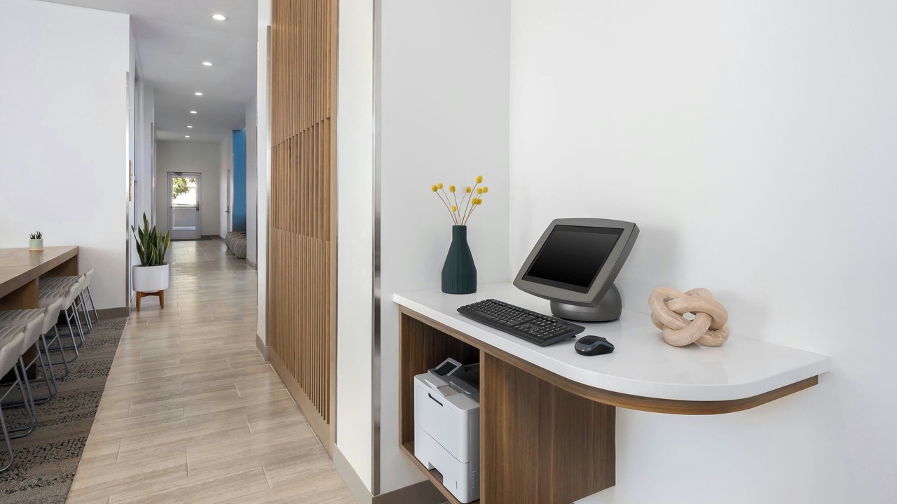 Photo of Others in Savannah