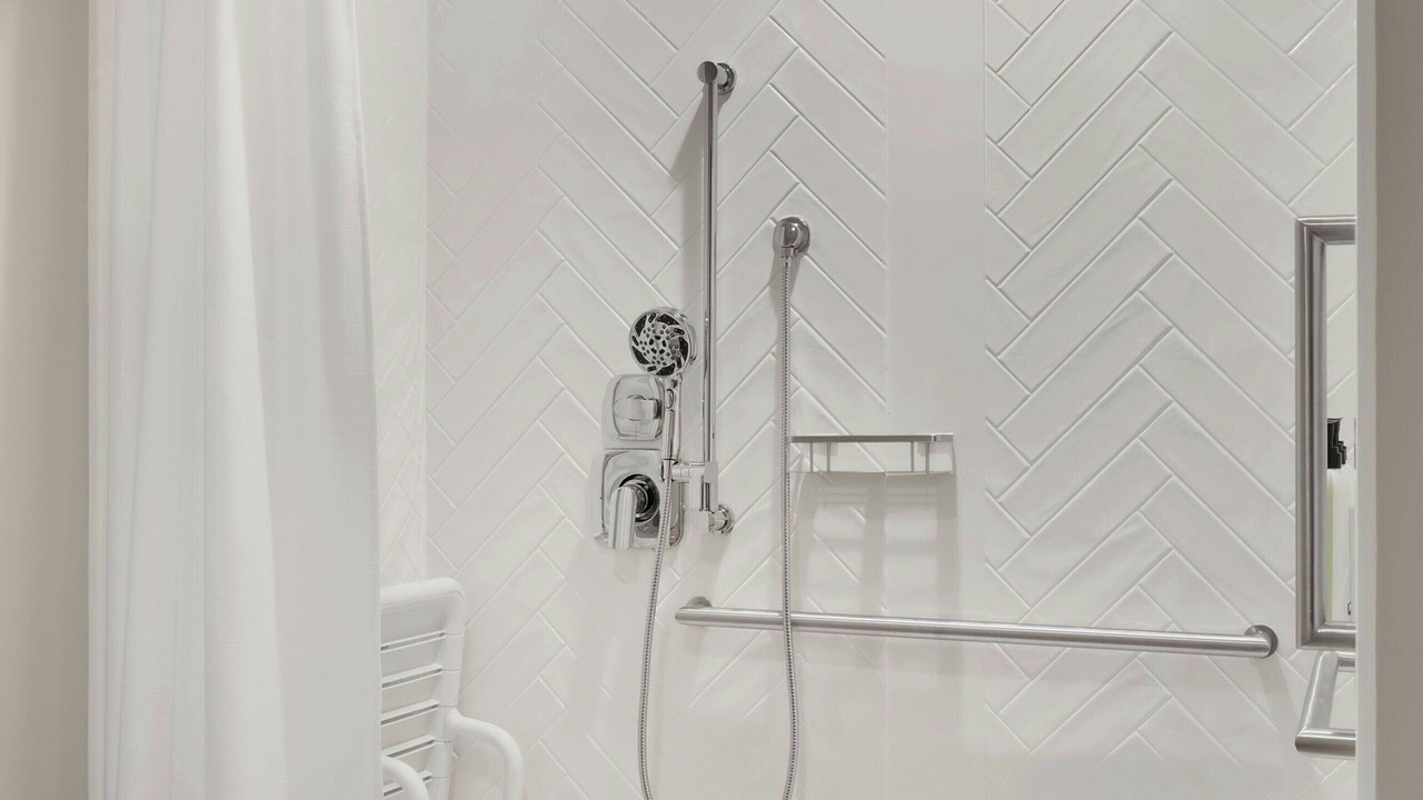 Photo of Bathroom in Crown Point
