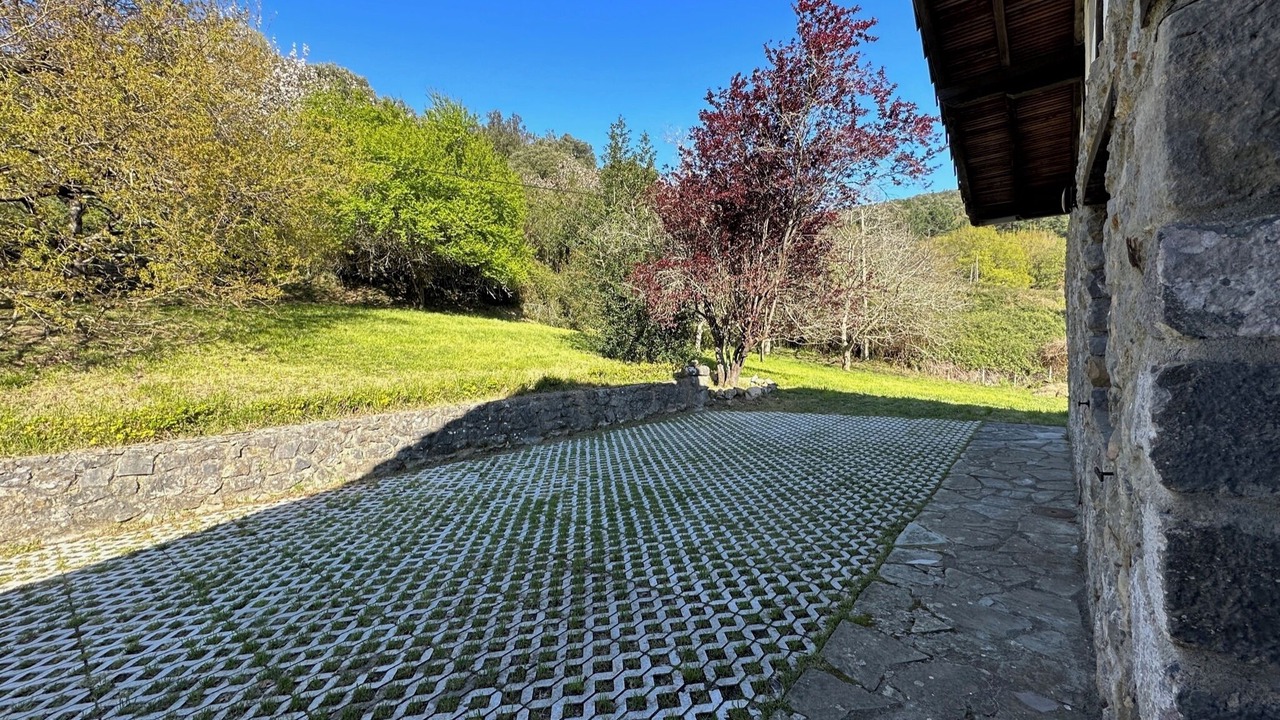 Photo of Outdoor in Gautegiz Arteaga