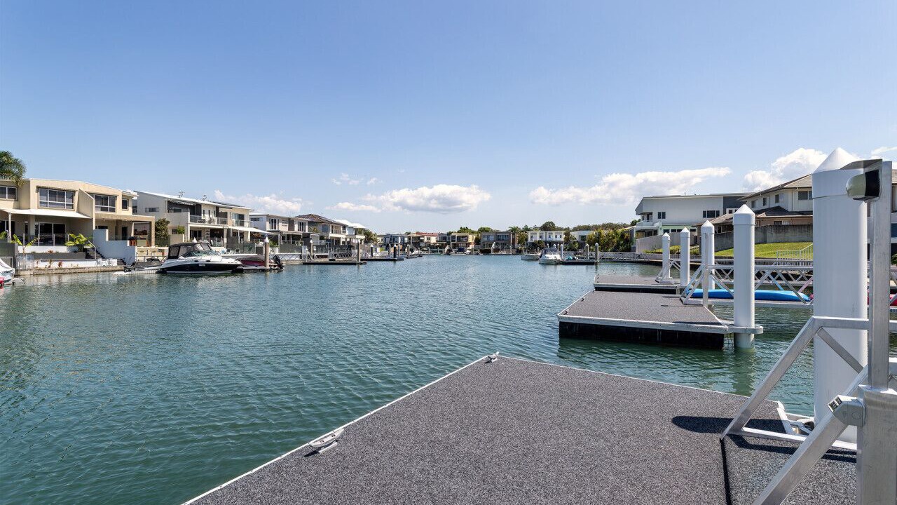 Photo of Others in Biggera Waters