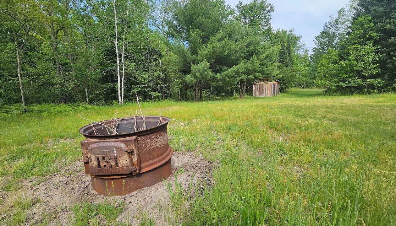 Photo of Outdoor in Manton