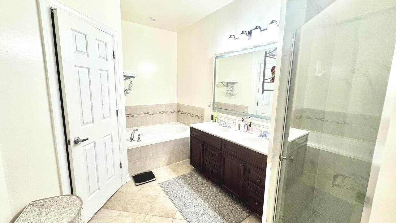 Photo of Others in Gaithersburg