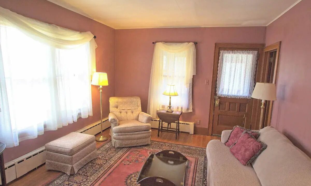 Photo of Livingroom in North Creek