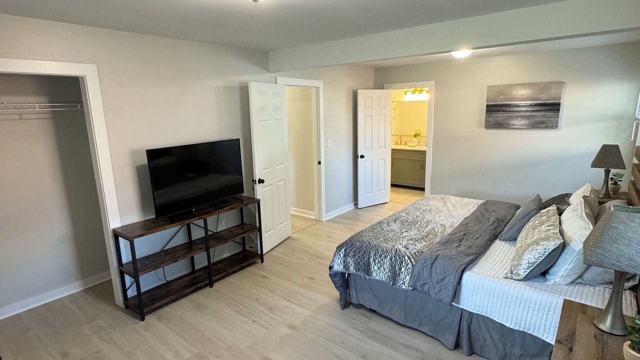 Photo of Others in Franklin