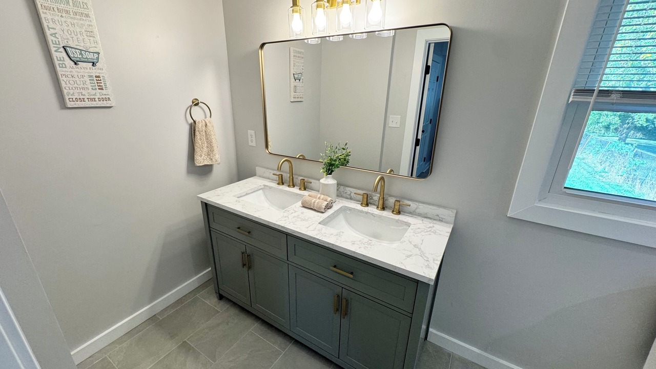 Photo of Others in Franklin