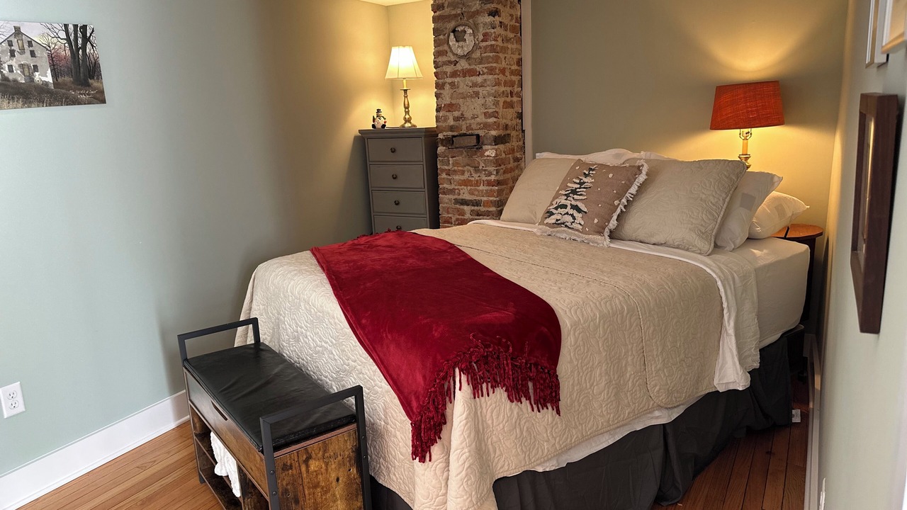 Photo of Bedroom in Milford