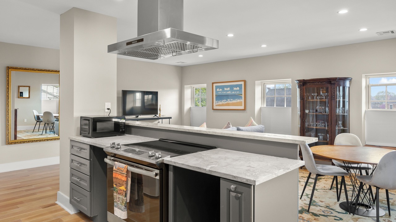 Photo of Others in Hudson