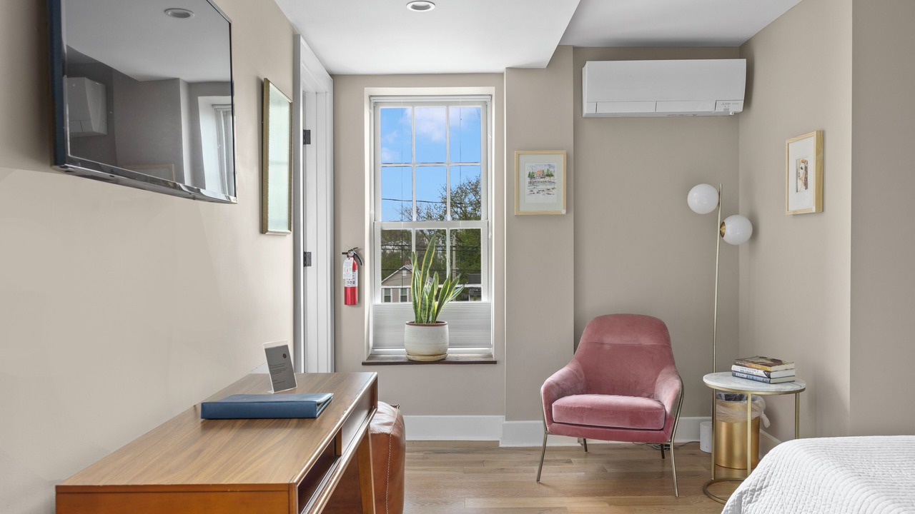 Photo of Bedroom in Hudson