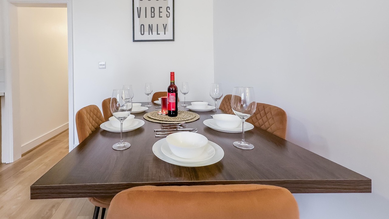 Photo of Others in Woodside