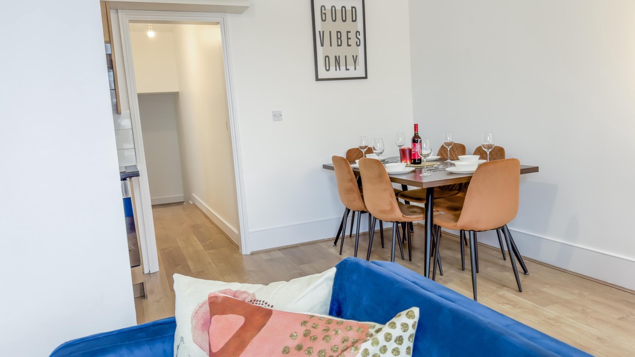 Photo of Others in Woodside