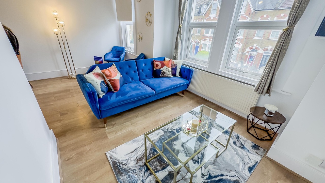 Photo of Others in Woodside