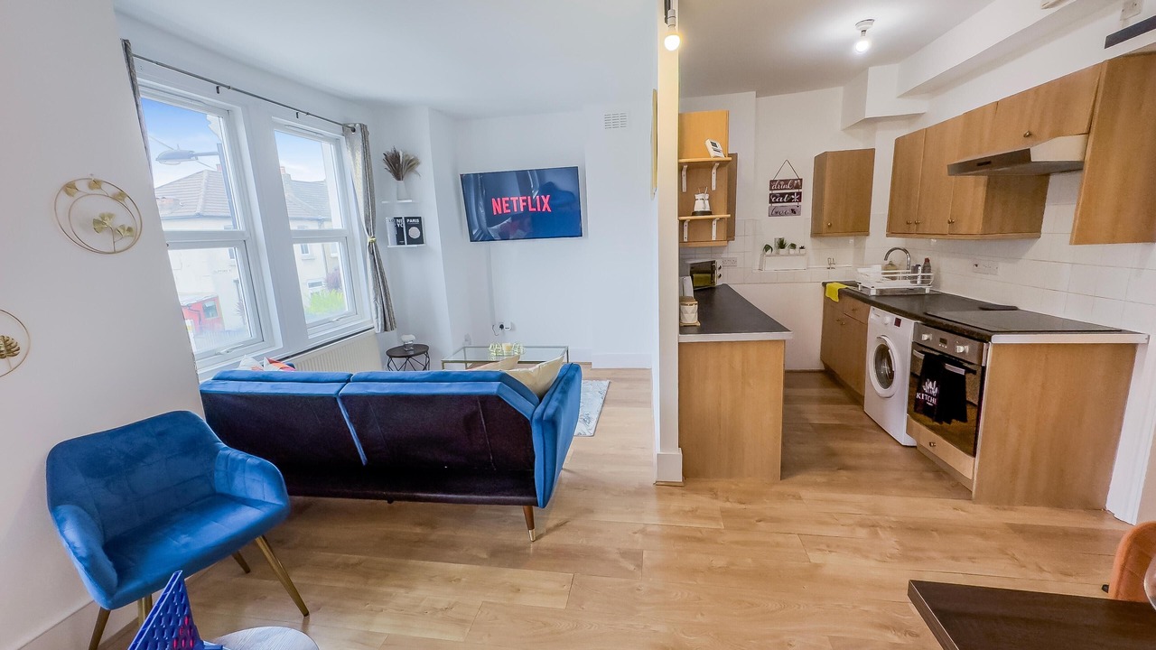 Photo of Others in Woodside