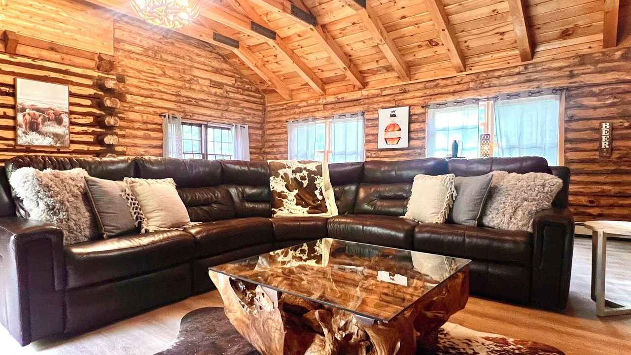 Photo of Livingroom in Campton