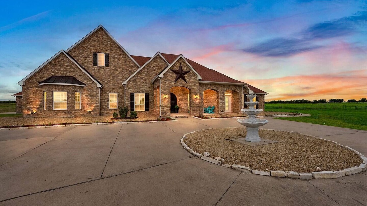 Photo of Outdoor in Forney