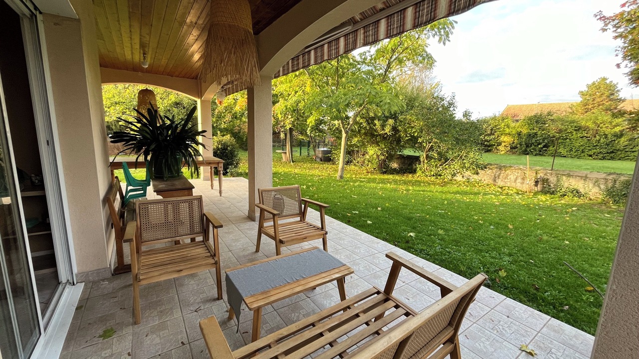 Photo of Patio Balcony in Le Breuil-sur-Couze