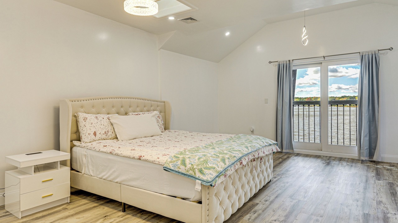 Photo of Others in Pembroke