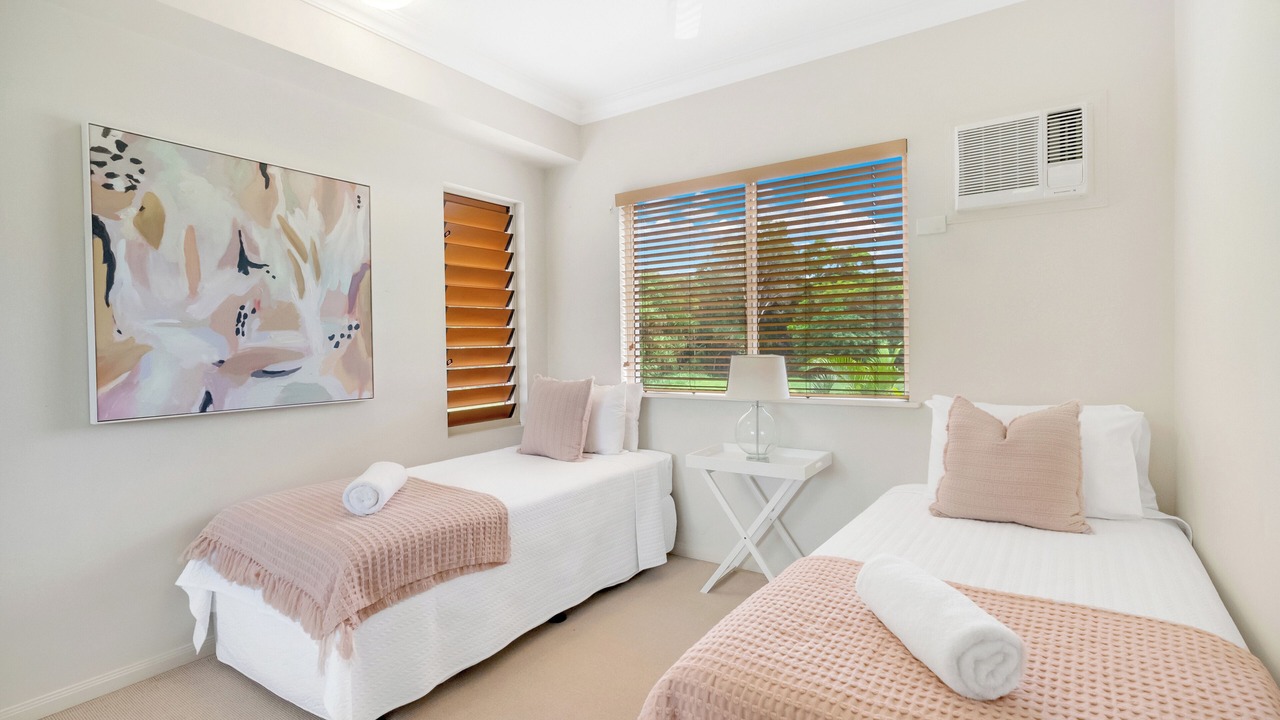 Photo of Others in Manoora