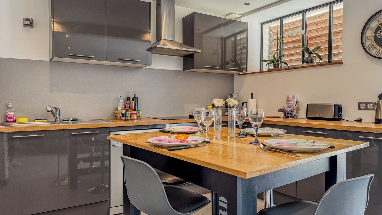 Photo of Kitchen in Sours