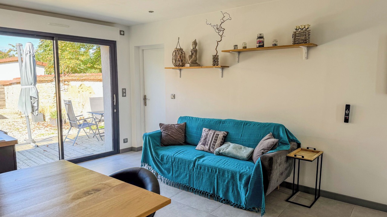 Photo of Others in Sours