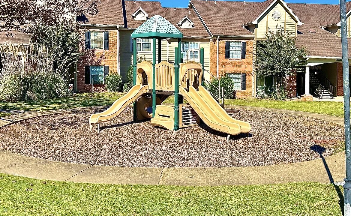 Photo of Others in Hernando
