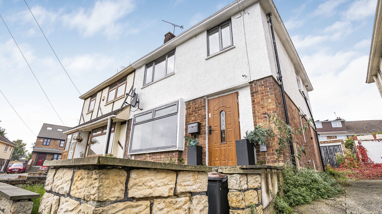 Photo of Outdoor in Luton