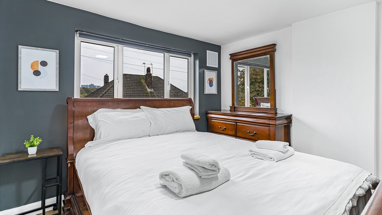 Photo of Others in Luton