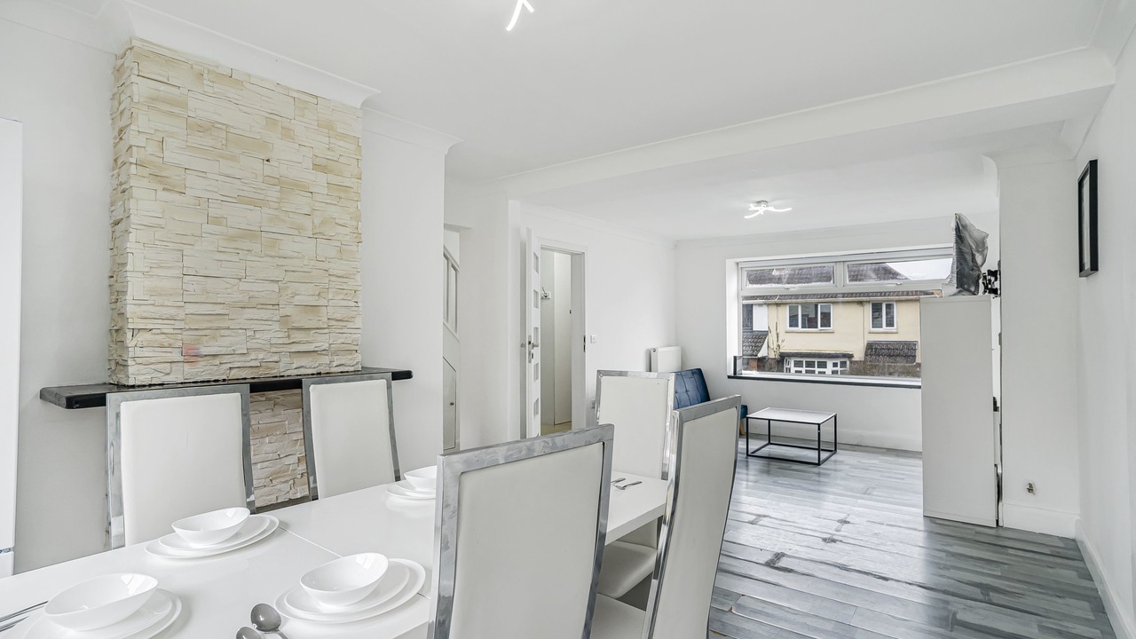 Photo of Others in Luton