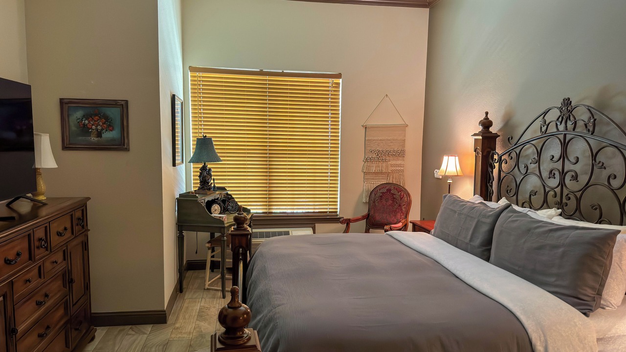 Photo of Bedroom in Llano