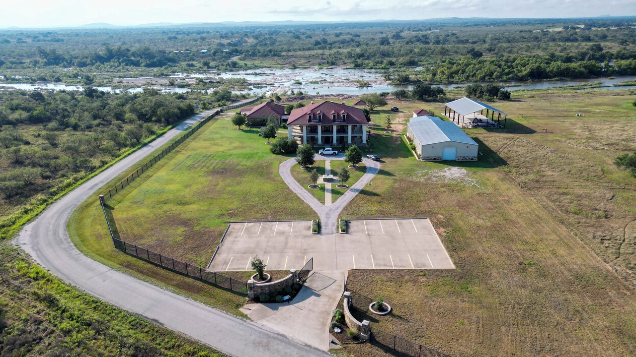 Photo of Outdoor in Llano