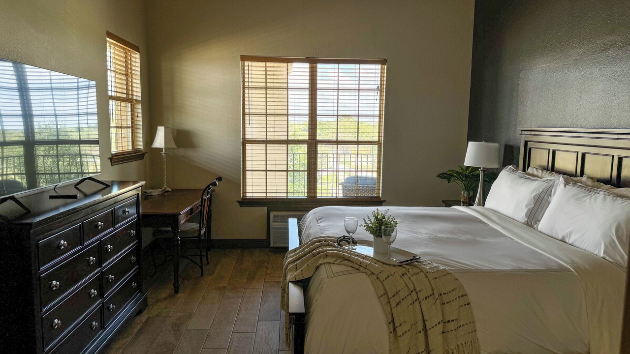 Photo of Bedroom in Llano