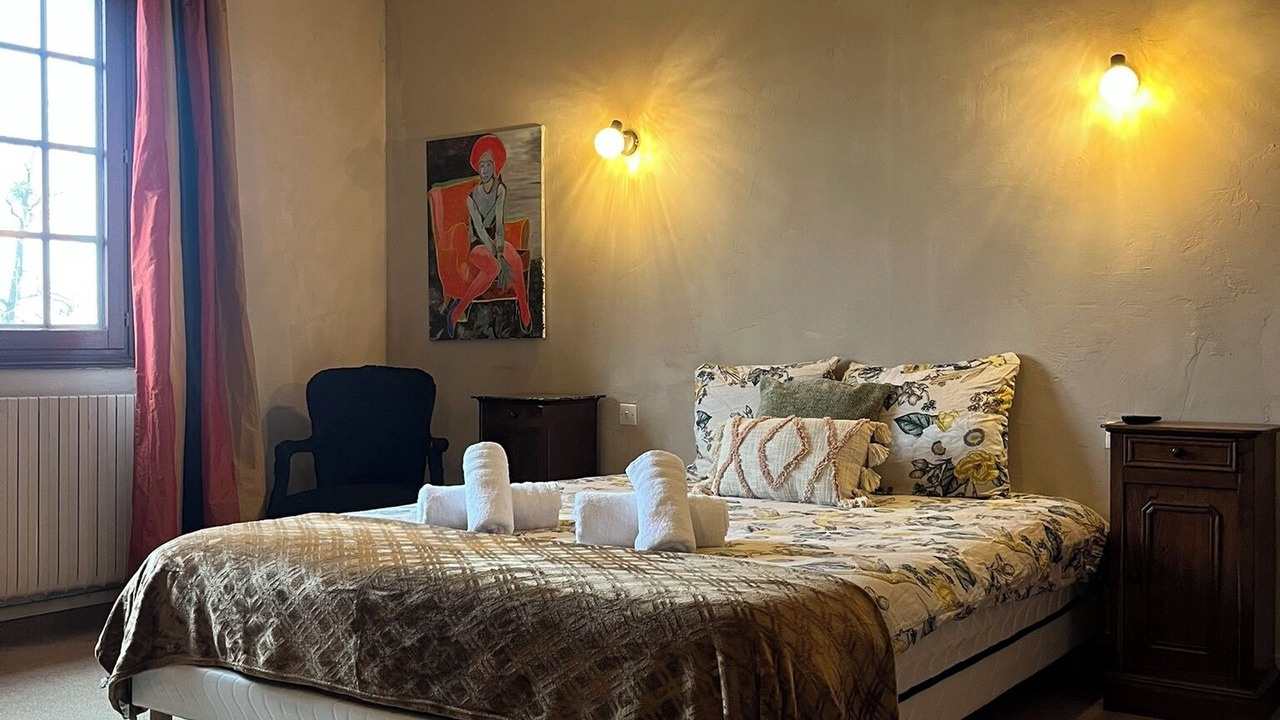 Photo of Bedroom in Villeneuve-sur-Allier