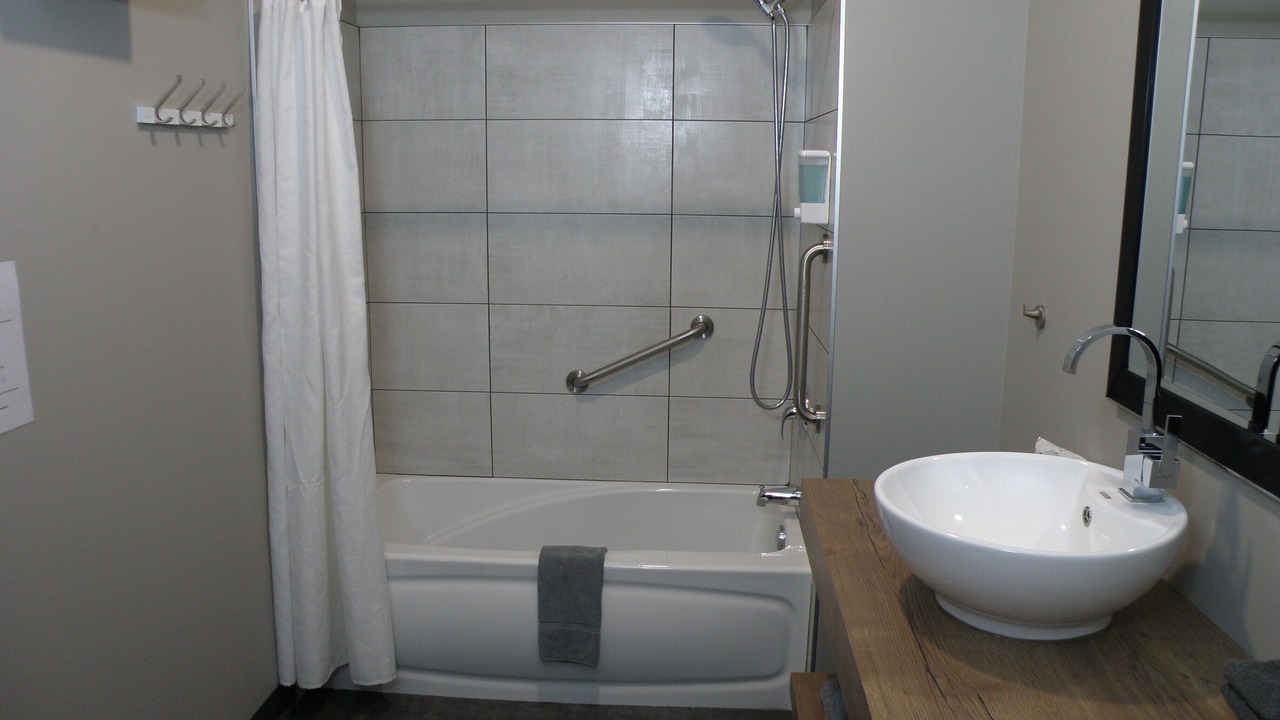 Photo of Bathroom in Saint-Ambroise