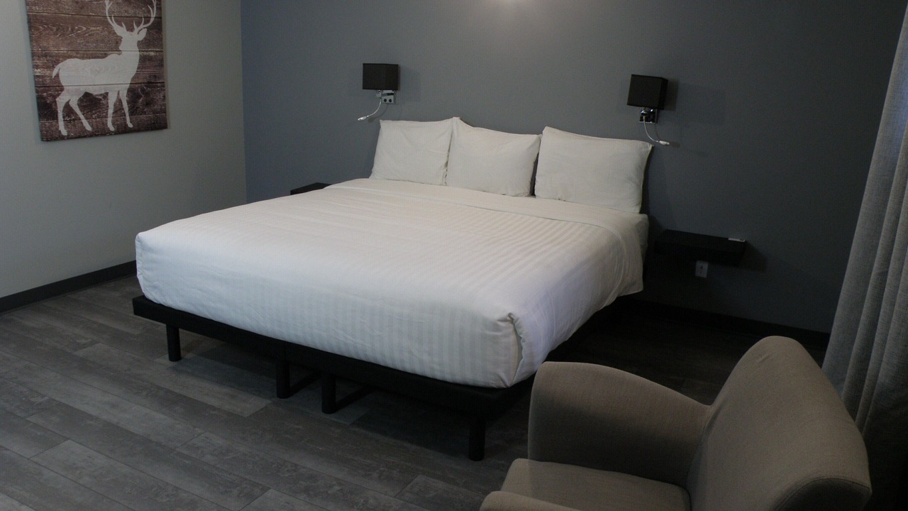 Photo of Bedroom in Saint-Ambroise