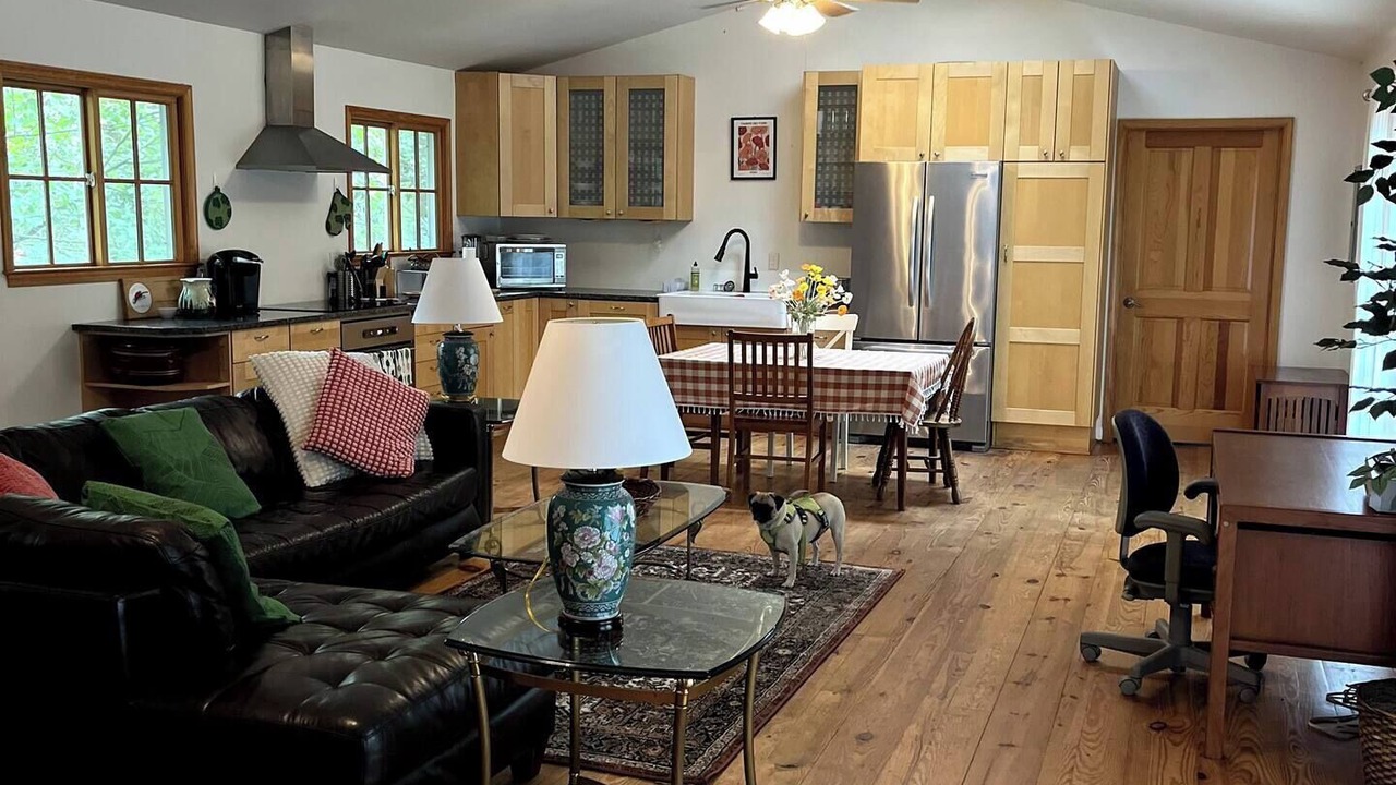 Photo of Livingroom in Darnestown