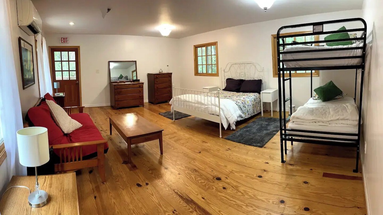 Photo of Others in Darnestown