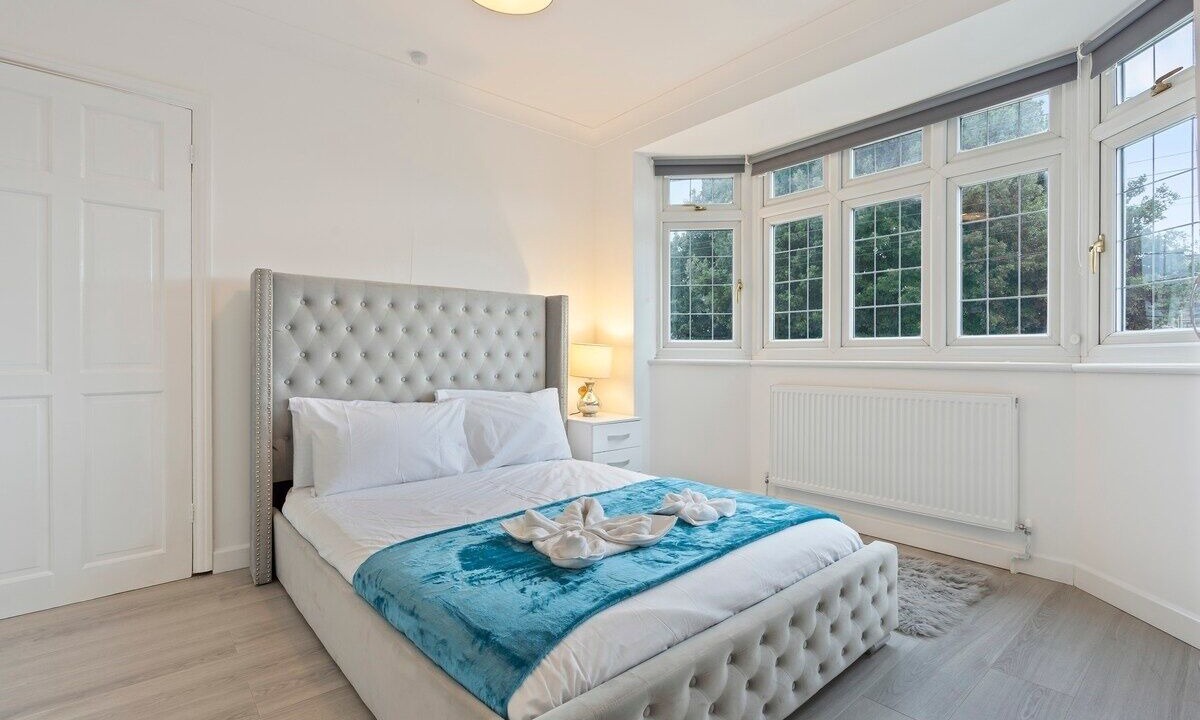 Photo of Others in Little Holland