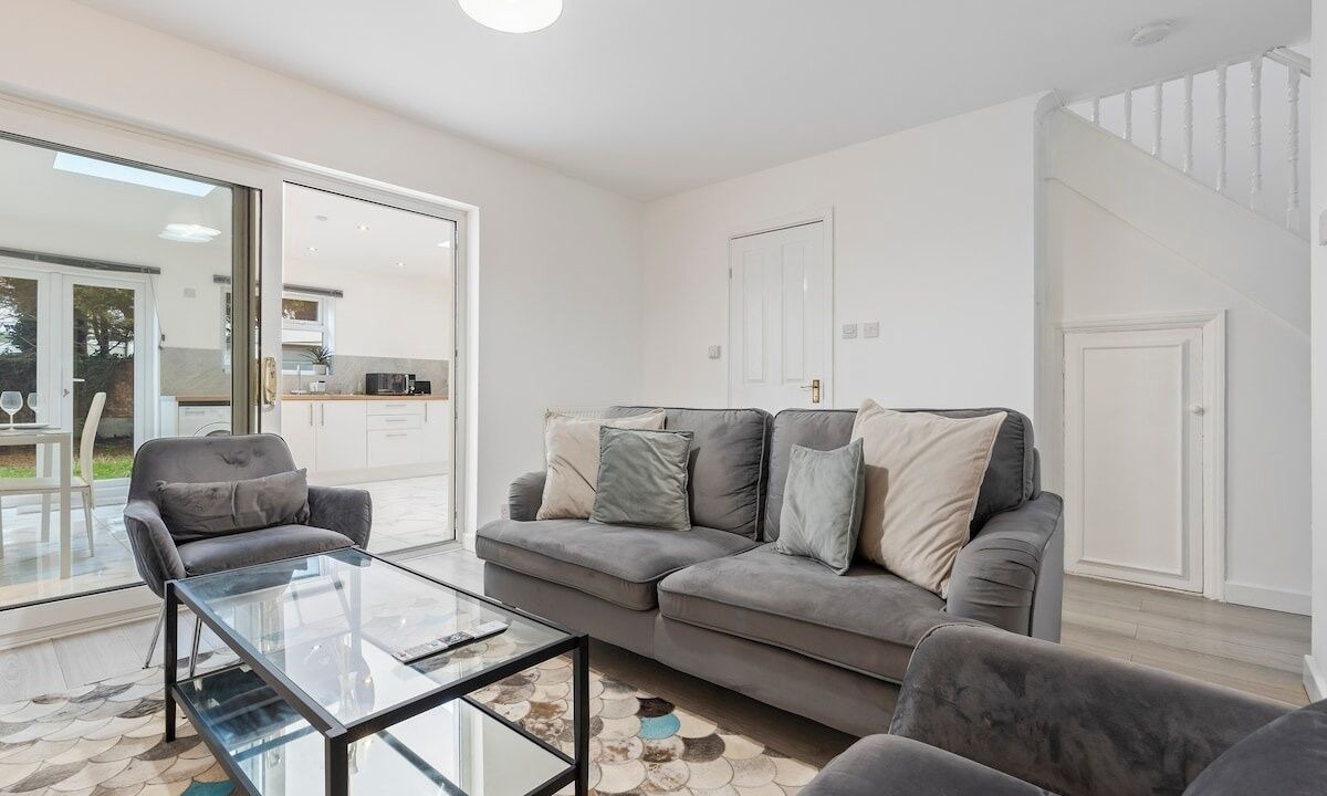 Photo of Others in Little Holland