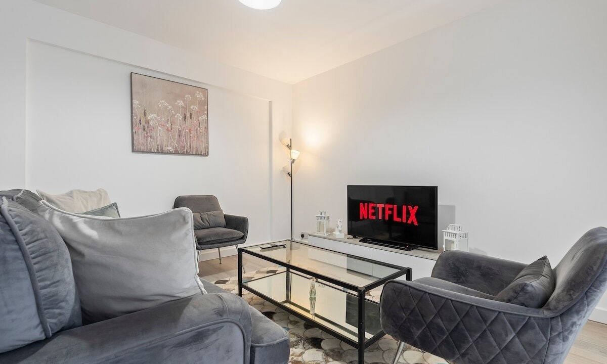 Photo of Others in Little Holland